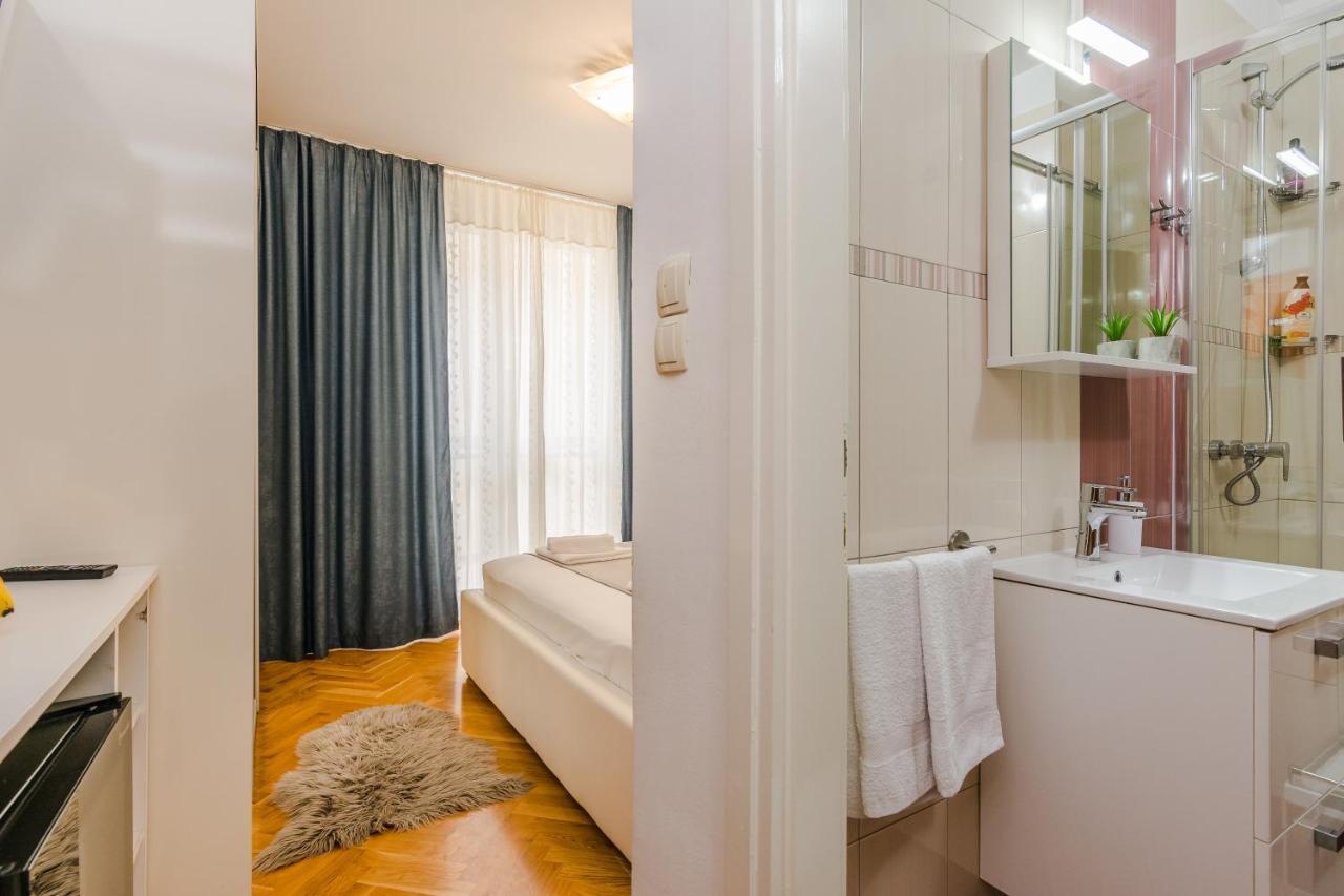 Neva Room With Private Bathroom Zadar Exteriör bild